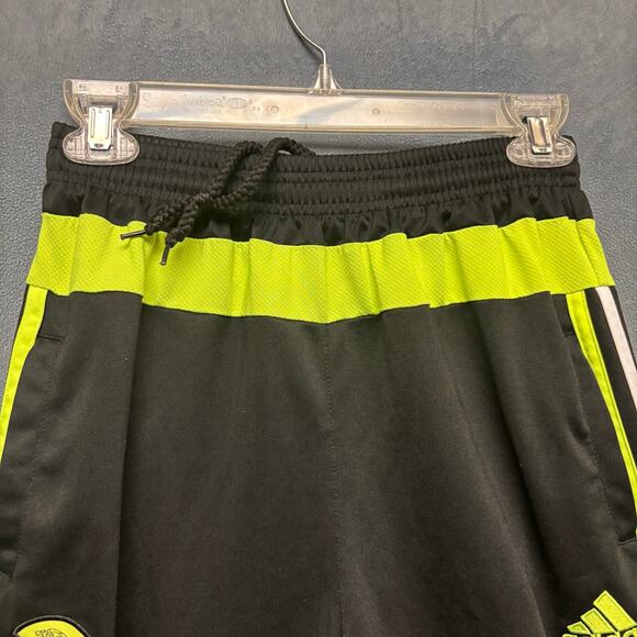 Adidas Fresno Chivas Soccer 3/4 Length Shants Kids XL California Central Valley - Picture 7 of 10